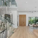 ৎ୭ Hollywood Sign View Manor Lux ৎ୭