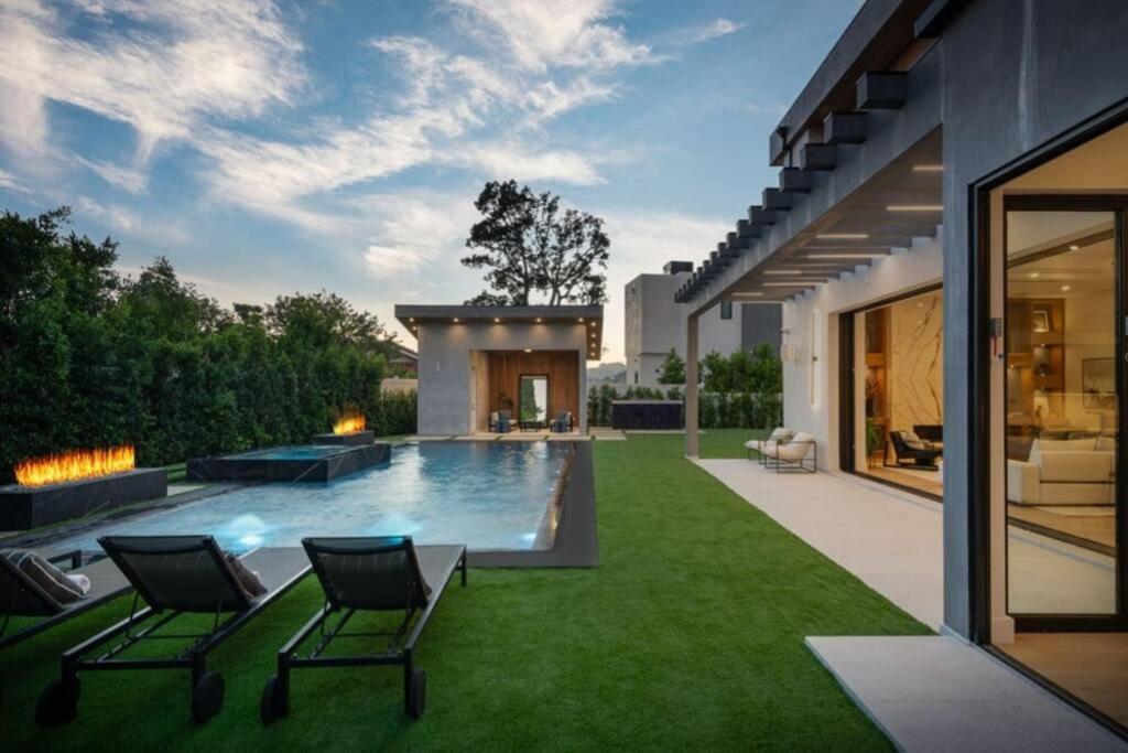 ৎ୭ Hollywood Sign View Manor Lux ৎ୭ Hébergement de vacances *